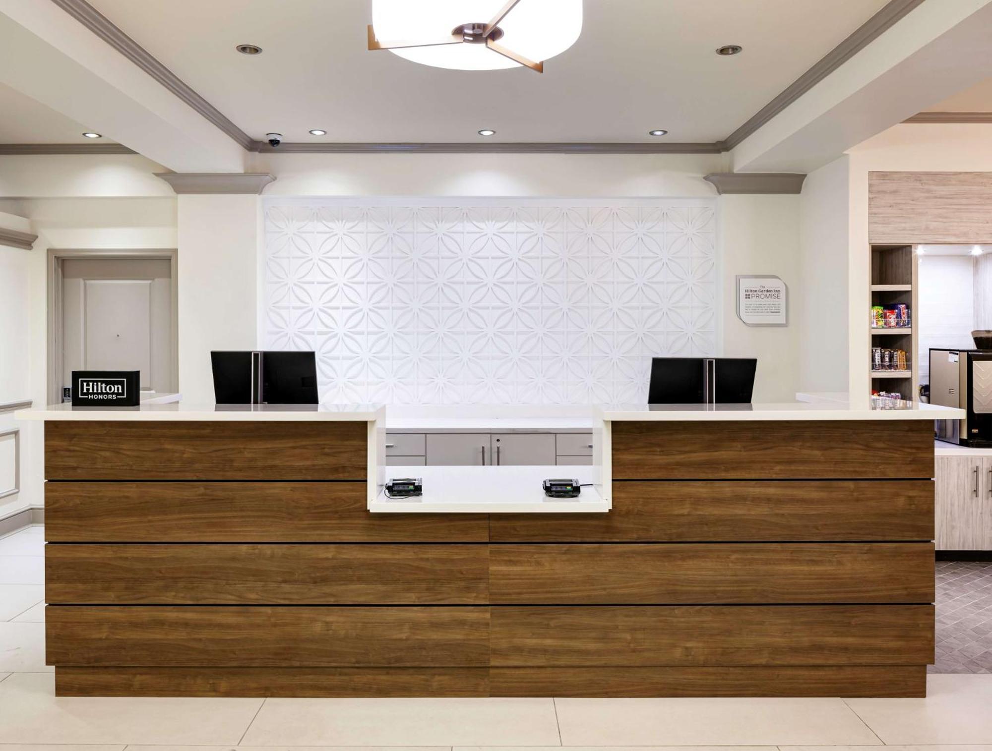 Hilton Garden Inn San Diego/Rancho Bernardo Poway Exterior photo