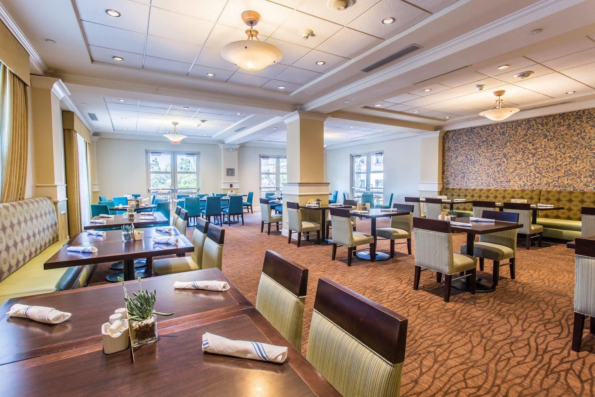 Hilton Garden Inn San Diego/Rancho Bernardo Poway Exterior photo
